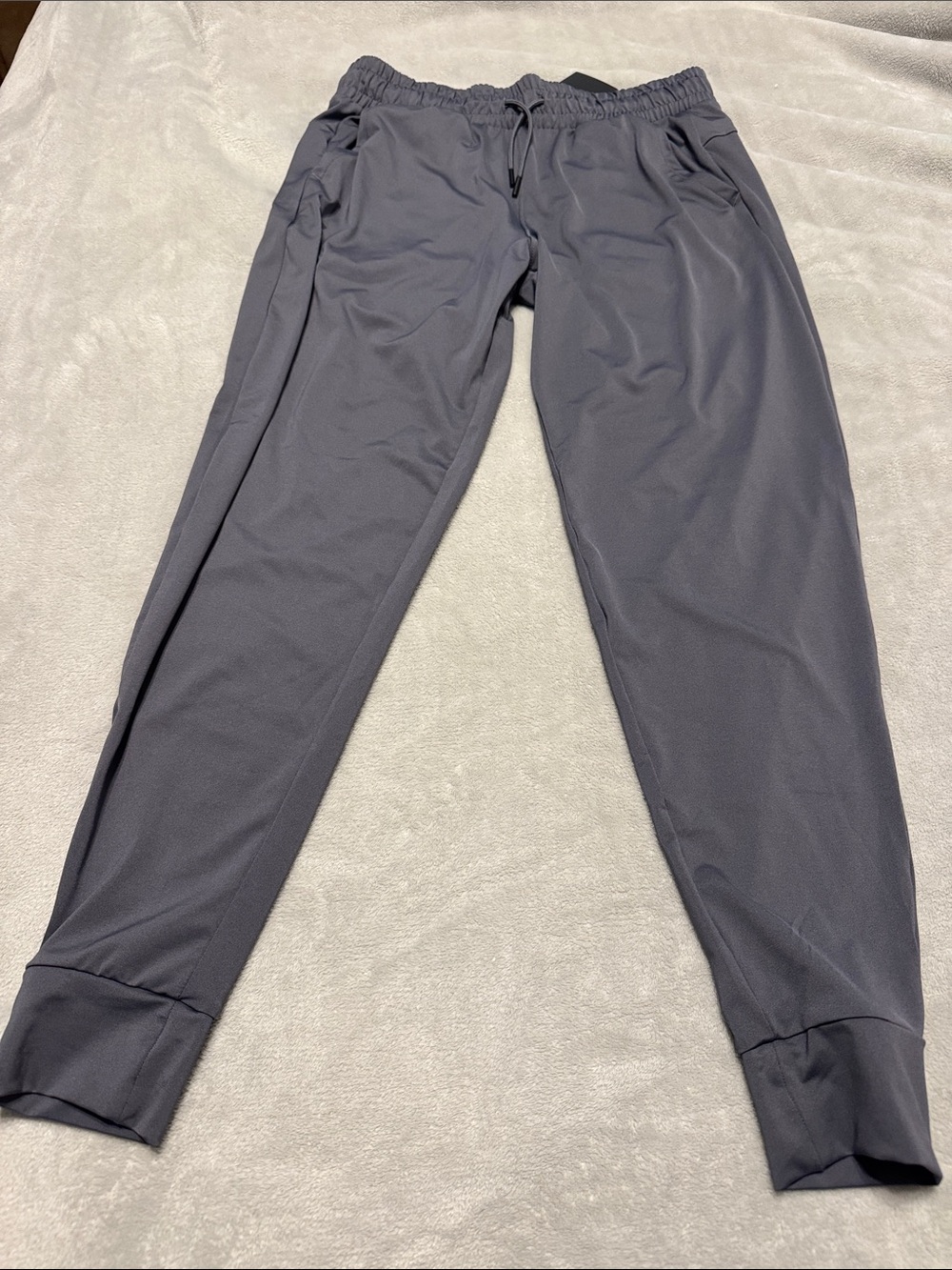 Under Armour women’s Charcoal Gray Performance Joggers size small